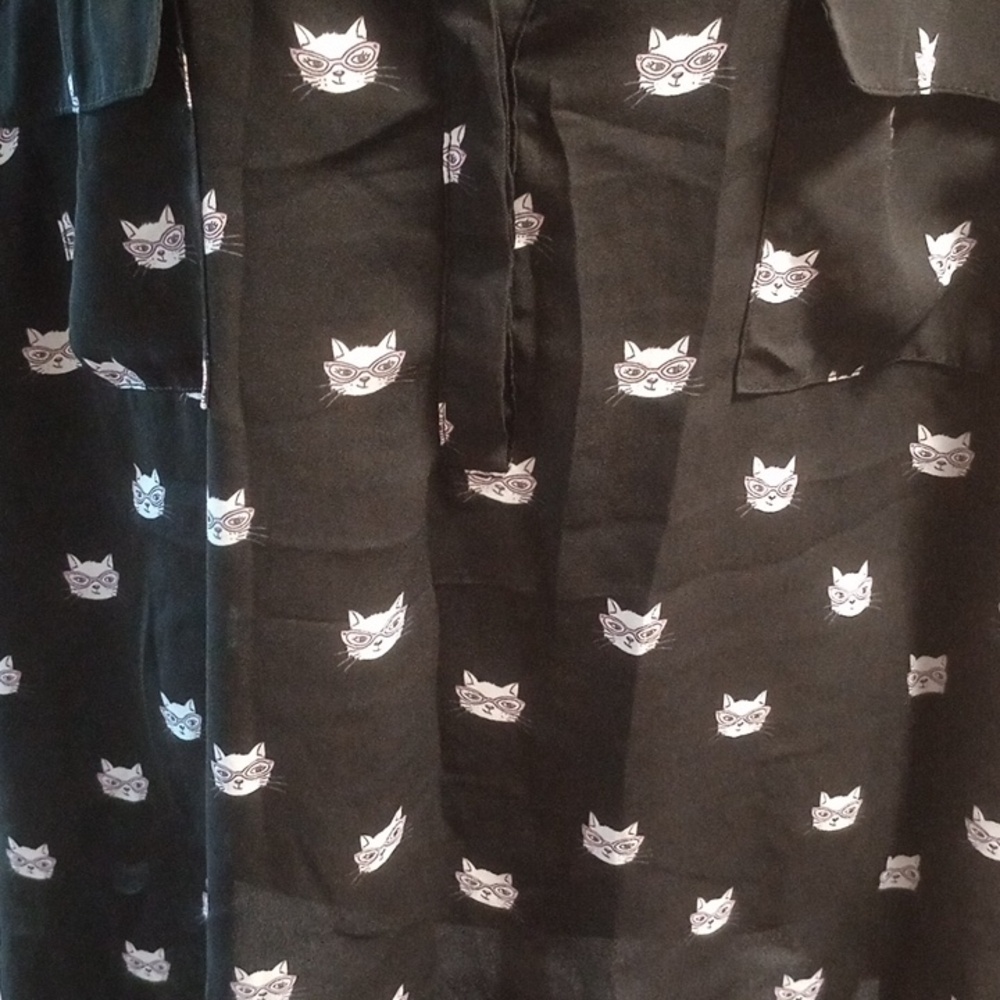 Black Cat Pattern Blouse - Picture 4 of 4